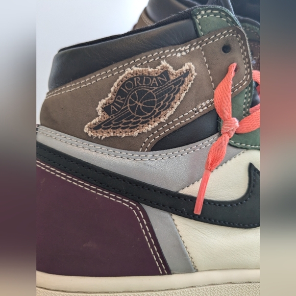 NIKE AIR JORDAN 1 Retro High OG "Hand Crafted" Sneakers - Picture 8 of 13